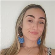 Tengo experiencia con alumnos internacionales y nacionales, desde los más pequeños hasta adultos
